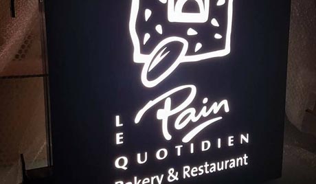 Le Pain sign