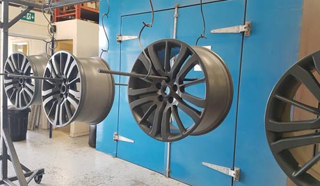 Finished alloy wheels