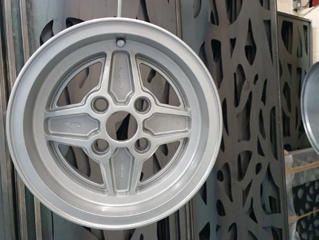 Powder coated vintage alloy wheel